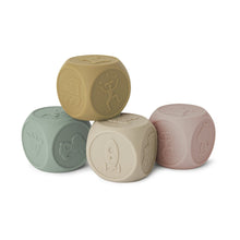 Charger l'image dans la galerie, Lot de 4 dés en silicone Sana - Mix