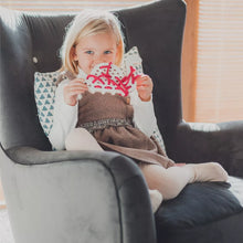 Charger l'image dans la galerie, Jouet à lacer - Max le Dinosaure