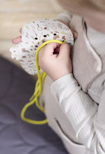 Charger l'image dans la galerie, Jeu de laçage - Amis de la Forêt