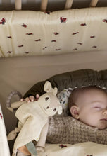 Charger l'image dans la galerie, Doudou Faon avec anneau de dentition