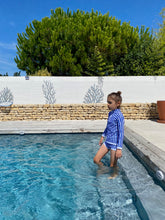 Charger l'image dans la galerie, Tee-Shirt de Bain anti-UV - Rayé Blanc/Bleu