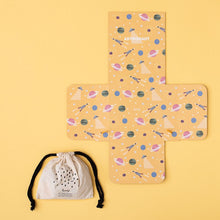 Charger l'image dans la galerie, Puzzle Pocket Astronaut - 36 pièces