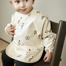 Charger l'image dans la galerie, Bavoir à manches longues Luna - Circus crème