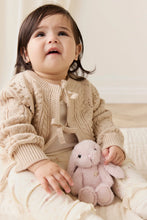 Charger l'image dans la galerie, Peluche Lapin Penelope Blossom - 15cm