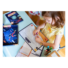 Charger l'image dans la galerie, Jeu d'Enquête - L'Espace