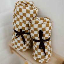 Charger l'image dans la galerie, Lange / Foulard Bianca Damier