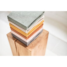 Charger l'image dans la galerie, Housse pour matelas à langer - White