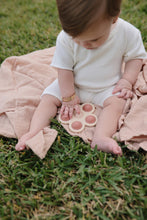 Charger l'image dans la galerie, Fleur Pop It - Rose/Blush/Shifting Sand