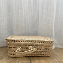 Charger l'image dans la galerie, Valisette en feuille de palmier