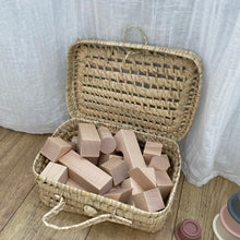 Charger l'image dans la galerie, Valisette en feuille de palmier