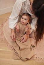 Charger l'image dans la galerie, Gigoteuse en coton - Biscuit