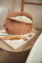 Charger l'image dans la galerie, Trousse de toilette Boucles - Biscuit