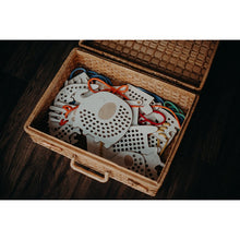 Charger l'image dans la galerie, Jouet à lacer - Olivier l'Eléphant