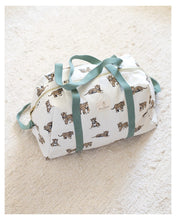 Charger l'image dans la galerie, Sac à langer Joseph - Tigre Sauge