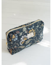 Charger l'image dans la galerie, Trousse de toilette Thelma - Rêve Bucolique