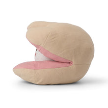 Charger l&#39;image dans la galerie, Peluche Grande huître rose et sa perle
