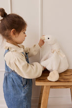 Charger l'image dans la galerie, Rose la Maman Oie - 45cm
