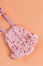 Charger l'image dans la galerie, Porte-bébé poupée - Fraise
