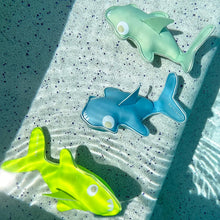 Charger l&#39;image dans la galerie, Jouets de plongée - Requin
