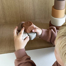 Charger l&#39;image dans la galerie, Lot de 4 dés en silicone Sana - Naturel
