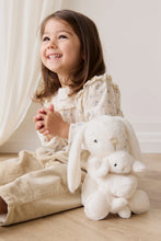Charger l'image dans la galerie, Peluche Lapin Maman &amp; Bébé Frankie Marshmallow - 30cm
