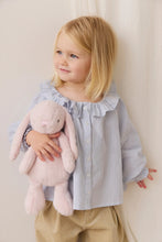 Charger l'image dans la galerie, Peluche Lapin Penelope Blossom - 30cm
