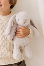 Charger l'image dans la galerie, Peluche Lapin Penelope Beige - 30cm
