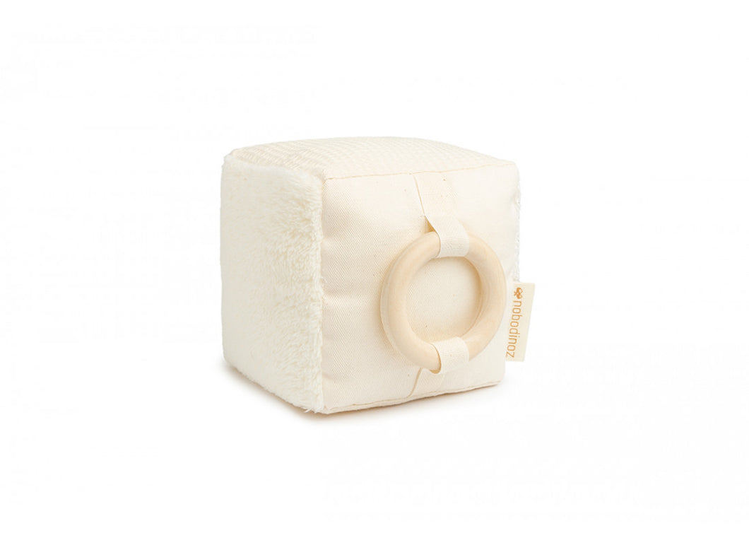 Cube d'éveil sensoriel