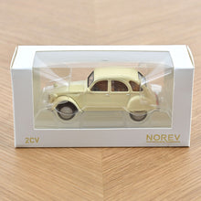 Charger l&#39;image dans la galerie, Citroën 2 CV Beige
