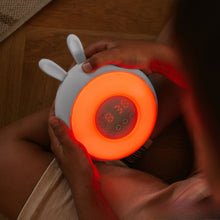Charger l&#39;image dans la galerie, Veilleuse Led &amp; Réveil - Lapin blanc
