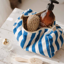 Charger l&#39;image dans la galerie, Trousse de toilette Rayures Greek Blue - Eponge
