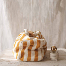 Charger l&#39;image dans la galerie, Trousse de toilette Rayures Moutarde - Eponge
