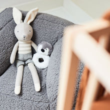 Charger l&#39;image dans la galerie, Peluche Bunny - Joey
