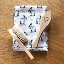 Charger l&#39;image dans la galerie, Brosse à cheveux bébé
