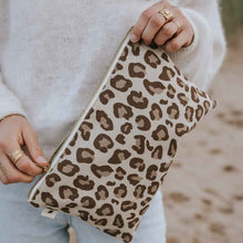 Charger l&#39;image dans la galerie, Pochette Léopard Naturel

